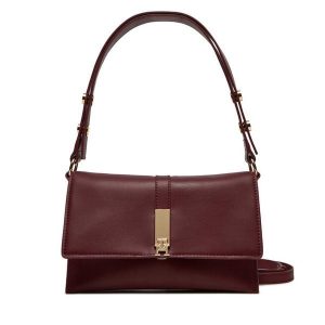 Torebka Tommy Hilfiger. Czerwone torebki klasyczne TOMMY HILFIGER, bez wzorów, bez dodatków. Za 319,99 zł.