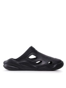 Champion Klapki Zone Slide S22105-CHA-KK001 Czarny. Czarne kalosze Champion, bez wzorów, z tworzywa sztucznego. Za 129,99 zł.