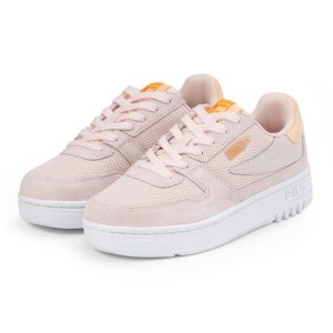 Buty damskie FILA Fxventuno S. Czerwone buty sportowe Fila, bez wzorów, bez zapięcia. Za 289,99 zł.