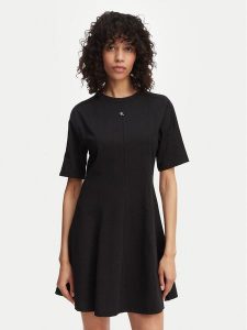 Calvin Klein Jeans Sukienka codzienna LV047F229G Czarny Regular Fit. Czarne kombinezony Calvin Klein Jeans, s, bez wzorów, z bawełny, bez kołnierzyka, bez ramiączek. Za 369,99 zł.