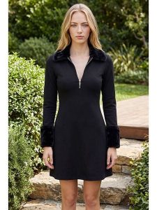SOULSHAE Sukienka w kolorze czarnym rozmiar: XXL/3XL. Czarne sukienki SOULSHAE, xl, bez wzorów, z wiskozy, bez kołnierzyka, bez ramiączek, mini. Za 124,95 zł.