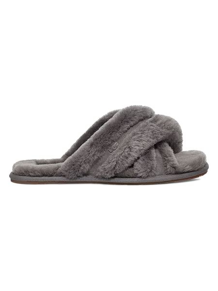 UGG Kapcie "Scuffita" w kolorze szarym z wełny jagnięcej rozmiar: 37. Szare kapcie Ugg, bez wzorów, z wełny. Za 297,26 zł.