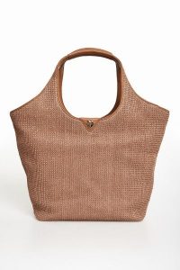 Torebka damska shopper TWINSET U&B. Shopper bag Twinset U&B, bez wzorów, bez dodatków. Za 779,00 zł.