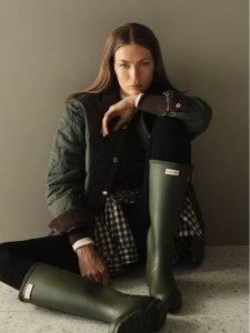 Hunter Kurtka przejściowa Witton HARW0004252 Zielony Regular Fit. Zielone kurtki Hunter, xs, bez wzorów, z syntetyku, bez kaptura. Za 439,99 zł.