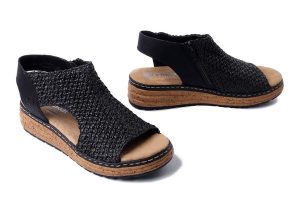RIEKER 62783-00 black, sandały damskie. Czarne sandały Rieker, bez wzorów, bez obcasa, bez zapięcia. Za 263,92 zł.