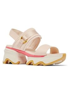 Sorel Sandały "Kinetic Impact" w kolorze jasnoróżowym rozmiar: 41. Różowe sandały Sorel, bez wzorów, z otwartym noskiem, bez obcasa, bez zapięcia. Za 282,99 zł.