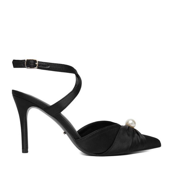 Szpilki DeeZee. Czarne szpilki DeeZee, bez wzorów, bez obcasa. Za 149,99 zł.