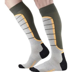 Skarpetki Monnet Hunting Silver. Zielone skarpetki MONNET, bez wzorów. Za 246,50 zł.