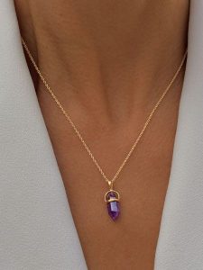 Les Petites Précieuses Pozłacany naszyjnik z zawieszką - dł. 16 cm rozmiar: onesize. Różowe naszyjniki Les Petites Précieuses, z ametystem, pozłacane. Za 169,67 zł.