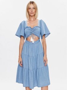 Pepe Jeans Sukienka codzienna Aitana PL953225 Niebieski Regular Fit. Niebieskie kombinezony Pepe Jeans, xs, bez wzorów, z bawełny, bez kołnierzyka, bez ramiączek. Za 309,99 zł.