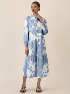 APART Sukienka w kolorze błękitno-białym rozmiar: 34. Białe sukienki Apart, bez wzorów, bez kołnierzyka, bez ramiączek, midi. Za 334,95 zł.