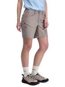 Bergans Szorty softshellowe "Rabot" - Regular fit - w kolorze szarobrązowym rozmiar: 34. Brązowe spodenki sportowe Bergans, bez wzorów, z materiału, z podwyższonym stanem, outdoorowe. Za 232,23 zł.