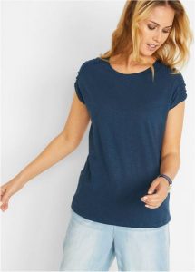 T-shirt boxy, krótki rękaw. Czerwone t-shirty bonprix, bez wzorów, z bawełny, bez kołnierzyka, bez ramiączek. Za 44,99 zł.
