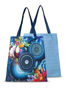 Hip Shopper bag "Cailaini" w kolorze błękitno-granatowym - 40 x 45 cm rozmiar: 40x45 cm. Niebieskie shopper bag Hip, bez wzorów, z materiału, na ramię, bez dodatków. Za 57,06 zł.