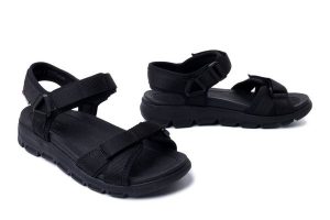 RIEKER Revolution V8401-00 black, sandały damskie. Czarne sandały Rieker, bez wzorów, bez obcasa, bez zapięcia. Za 349,90 zł.