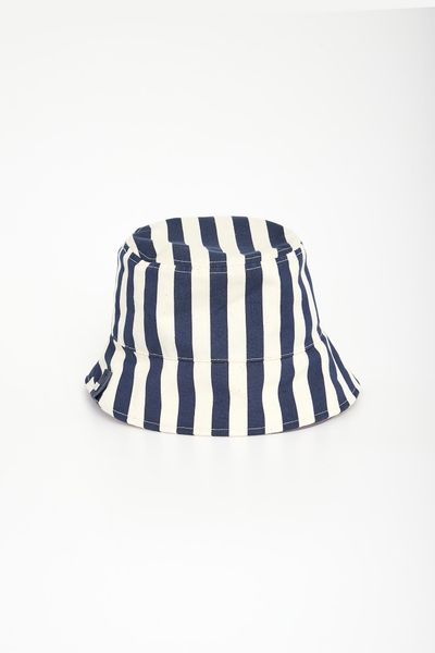 Kapelusz damski bucket Corona WEEKEND MAX MARA. Kapelusze Weekend Max Mara, bez wzorów. Za 609,00 zł.