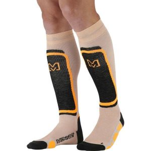 Skarpetki Monnet Fusion. Białe skarpetki MONNET, bez wzorów. Za 169,50 zł.