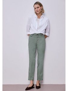 Street One Spodnie chino w kolorze miętowym rozmiar: W34/L28. Zielone chinosy Street One, bez wzorów. Za 149,66 zł.
