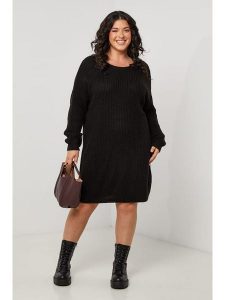 Curvy Lady Sukienka dzianinowa w kolorze czarnym rozmiar: 48/50. Czarne sukienki Curvy Lady, na co dzień, bez wzorów, z dzianiny, klasyczne, bez kołnierzyka, bez ramiączek, midi, proste. Za 86,99 zł.