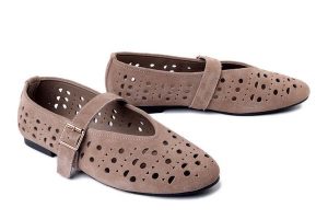 Filippo DP7875/26 BE, baleriny damskie. Brązowe balerinki Filippo, bez wzorów, ze skóry, bez obcasa, bez zapięcia. Za 164,90 zł.