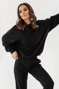 Czarna Kobieca Bluza Oversize bez Kaptóra. Czarne bluzy Ivon, l, bez wzorów, z bawełny, bez kaptura. Za 189,90 zł.