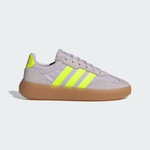 Buty Barreda Decode. Brązowe buty trekkingowe ADIDAS, bez zapięcia. W wyprzedaży za 239,85 zł.
