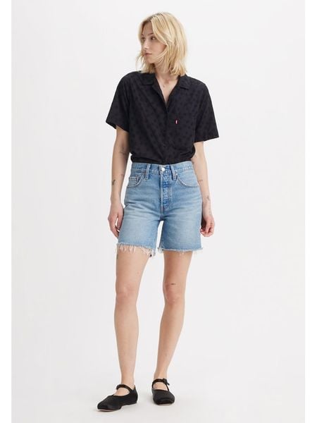 Levi's Szorty dżinsowe w kolorze niebieskim rozmiar: W30. Niebieskie szorty Levi's®, z aplikacjami, klasyczne, z podwyższonym stanem. Za 153,34 zł.