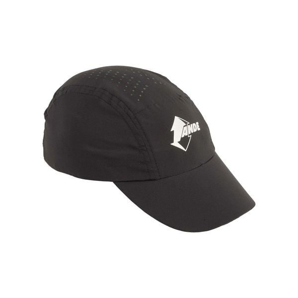 Czapka Ande Running Capp. Dorośli. Czarne czapki Ande, bez wzorów, z materiału, sportowe. Za 134,99 zł.