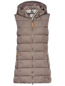 Camel Active Kamizelka pikowana w kolorze szaroróżowym rozmiar: 34. Różowe kamizelki Camel Active, bez wzorów, bez kołnierzyka, bez ramiączek, bez kaptura. Za 319,13 zł.