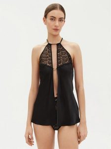 Chantelle Halka Reptilia C01NI5 Czarny Regular Fit. Czarne piżamy Chantelle, bez wzorów, z jedwabiu, bez ramiączek. Za 399,99 zł.