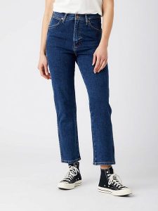 Wrangler Dżinsy "Wild West Canyon Lake" - Regular fit - w kolorze granatowym rozmiar: W40/L32. Niebieskie jeansy Wrangler, z aplikacjami, z podwyższonym stanem. Za 144,92 zł.