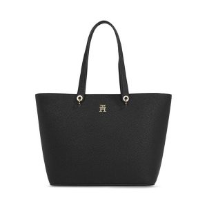 Torebka Tommy Hilfiger. Czarne shopper bag TOMMY HILFIGER, bez wzorów, bez dodatków. Za 639,99 zł.