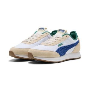Sneakersy unisex R78 Lightwind Retro Run PUMA. Białe buty sportowe Puma, bez wzorów, bez zapięcia. W wyprzedaży za 169,00 zł.