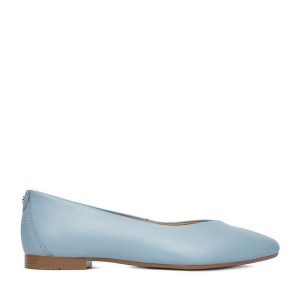 Baleriny Lasocki. Niebieskie balerinki Lasocki, bez wzorów, bez obcasa, bez zapięcia. Za 149,99 zł.