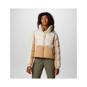 Kurtka ocieplana damska Columbia Leadbetter Point II Sherpa Hybrid. Białe kurtki Columbia, na zimę, bez wzorów, bez kaptura, narciarskie. Za 574,99 zł.