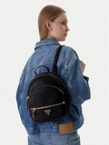 Guess Plecak HWPD71 18320 Czarny. Czarne plecaki Guess. Za 575,99 zł.