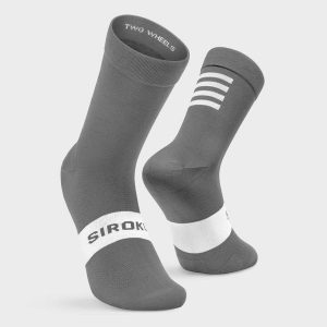 Skarpetki Kolarskie unisex SIROKO S1 Grey Saas. Szare skarpetki SIROKO, bez wzorów, z nylonu. Za 67,00 zł.