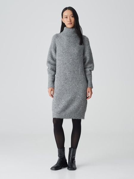 OPUS Sukienka dzianinowa w kolorze szarym rozmiar: 34. Szare sukienki Opus, bez wzorów, z dzianiny, bez kołnierzyka, bez ramiączek, midi. Za 152,98 zł.