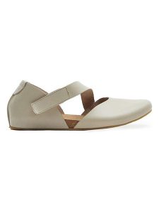 Comfortfusse Skórzane baleriny w kolorze beżowym rozmiar: 40. Brązowe balerinki Comfortfüße, bez wzorów, z okrągłym noskiem, bez obcasa, bez zapięcia. Za 214,70 zł.