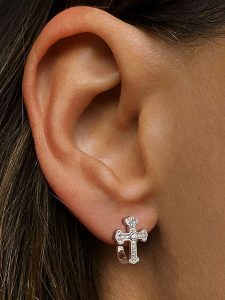 Les Favorites Pozłacane kolczyki-wkrętki z cyrkoniami rozmiar: onesize. Szare kolczyki Les Favorites, z cyrkonią, pozłacane. Za 130,99 zł.