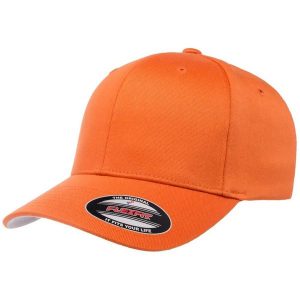 Wełniana Czapka Z Grzebieniem. Brązowe czapki FLEXFIT, bez wzorów, z wełny, sportowe. Za 74,99 zł.
