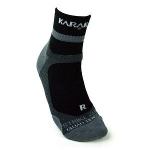 Skarpety sportowe Karakal X4 Sport Ankle Socks. Czarne skarpetki KARAKAL, bez wzorów. Za 47,00 zł.
