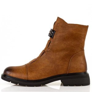 Camelowe botki damskie M.Daszyński 2501-9. Brązowe botki M.Daszyński, na zimę, z aplikacjami, z jeansu, z okrągłym noskiem, bez obcasa, na obcasie, bez zapięcia. Za 199,00 zł.