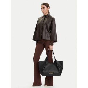 Torebka LOVE MOSCHINO. Czarne torebki klasyczne LOVE MOSCHINO, bez wzorów, bez dodatków. Za 687,99 zł.