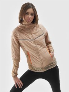 4F Kurtka trekkingowa z wypełnieniem z recyklingu Primaloft Black Insulation Eco damska - beżowa S. Brązowe kurtki 4f, l, bez wzorów, z dzianiny, bez kaptura. W wyprzedaży za 199,99 zł.