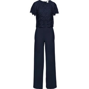 Kombinezon z miękkiej dzianiny z koronką. Niebieskie kombinezony bonprix, bez wzorów, z dzianiny, bez kołnierzyka, bez ramiączek, krótkie. Za 279,99 zł.