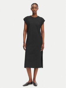 Calvin Klein Jeans Sukienka letnia LV047F245G Czarny Relaxed Fit. Czarne kombinezony Calvin Klein Jeans, na lato, xl, bez wzorów, z bawełny, bez kołnierzyka, bez ramiączek. Za 329,99 zł.