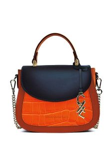 CXL by Christian Lacroix Skórzana torebka w kolorze granatowo-czerwonym - 23 x 20 x 11 cm rozmiar: onesize. Czerwone torebki klasyczne CXL by Christian Lacroix, bez wzorów, z materiału, przez ramię, bez dodatków. Za 304,99 zł.