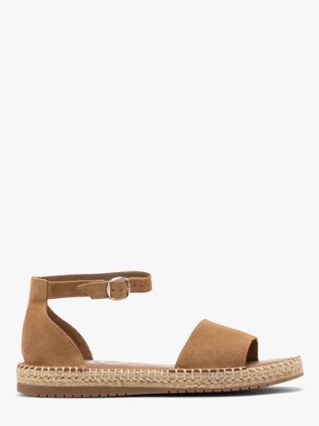 Rude płaskie sandały z weluru. Brązowe sandały Ryłko, bez wzorów, z gumy, z okrągłym noskiem, bez obcasa, na płaskiej podeszwie, bez zapięcia. W wyprzedaży za 249,99 zł.