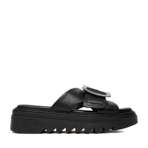 Klapki G-Star Raw. Czarne klapki G-Star Raw, bez wzorów, bez obcasa. Za 249,99 zł.